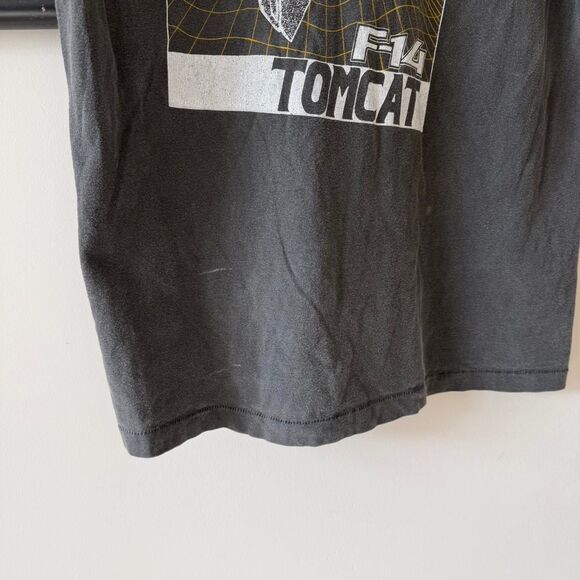 Vintage Navy VF-202 Tomcat Hanes Tee - Picture 5 of 6